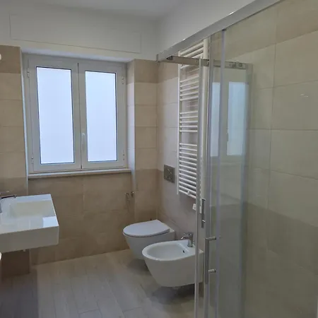 Five Apartmán Fondi