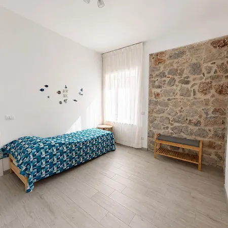 Apartamento Five Fondi